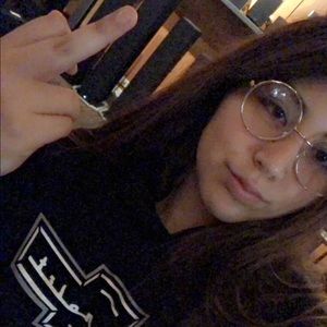 Meet your Posher, Teresa